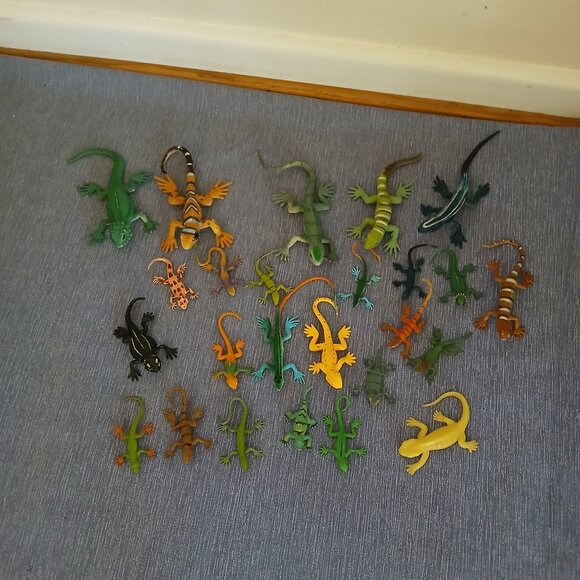 Reptiles Lizards toys x 25 - Picture 1 of 1